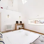 Amazing Penthouse Bairro Alto Duplex Διαμέρισμα *