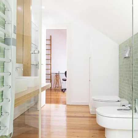 Amazing Penthouse Bairro Alto Duplex 아파트 리스본