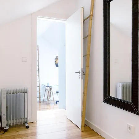 Amazing Penthouse Bairro Alto Duplex Апартаменти *